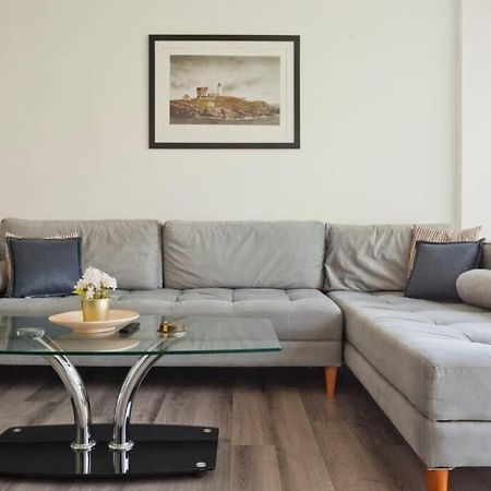 Big Apartment Next To Gordon Beach Plus Free Parking Tel Aviv Dış mekan fotoğraf