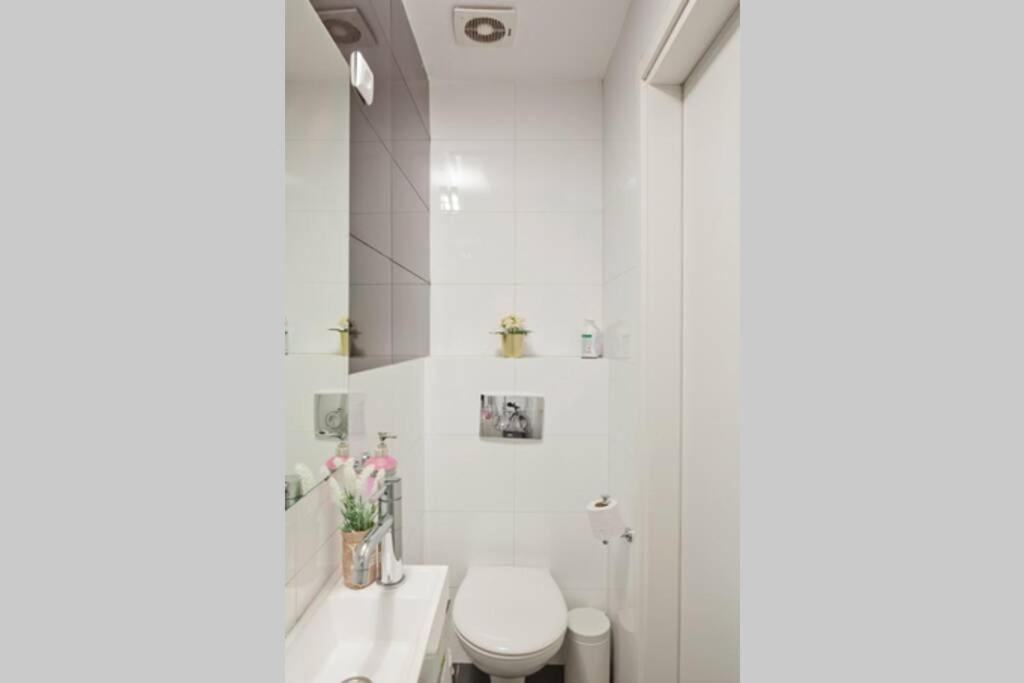 Big Apartment Next To Gordon Beach Plus Free Parking Tel Aviv Dış mekan fotoğraf