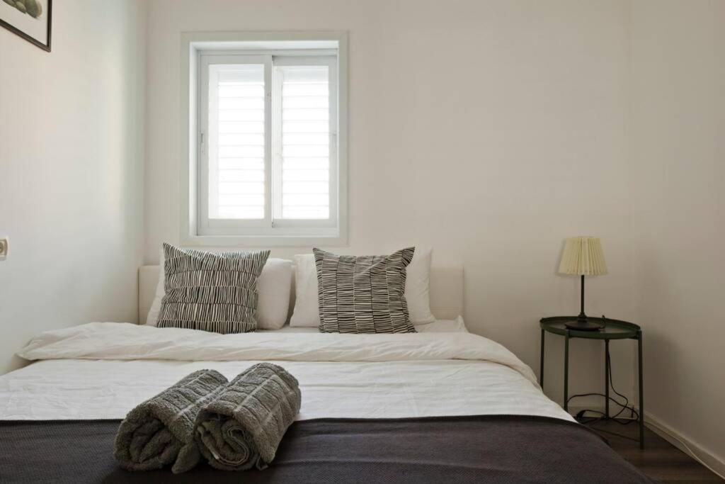 Big Apartment Next To Gordon Beach Plus Free Parking Tel Aviv Dış mekan fotoğraf